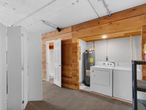 Washer and Dryer in Beach Level