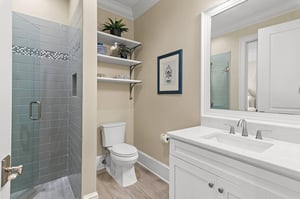 Guest Bathroom 2