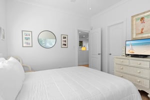 Queen Bedroom
