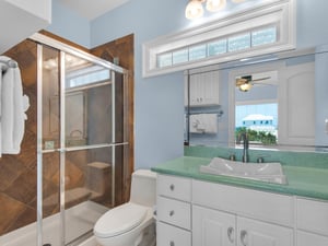 Bathroom 2  4th Floor