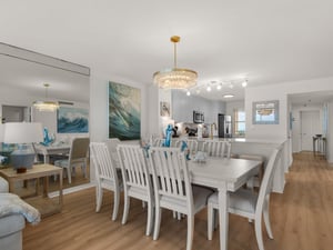 Dining Area with Seating for 8
