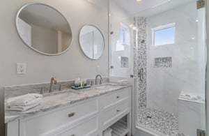 3rd Floor Bathroom 4