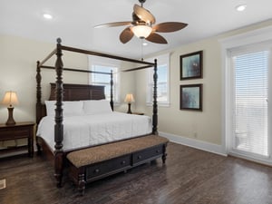 3rd floor bedroom 4 with king bed and En Suite