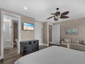 3rd Floor Bedroom 4 with En Suite