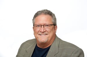 2172004 James Duren   2018 New Headshot