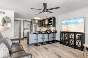 Spacious Living Area on Beach Level