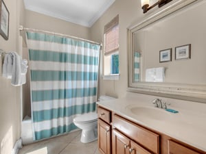 2nd Floor Shared Bathroom 2