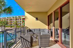 Relax in the Gulf Breeze from the Balcony