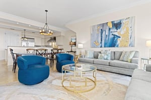 Chic yet Comfortable Decor