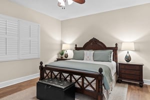 Bedroom 5 with King Bed