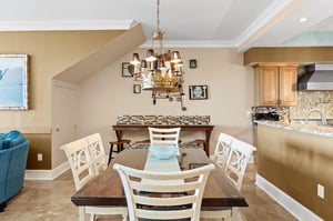 Dining Area on 1st Floor with Seating for 6