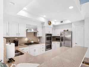 Large Kitchen with Double Oven