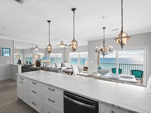 Charcuterie Board, Snacks and Family Feast Do It All In This 1st fl Dream Kitchen