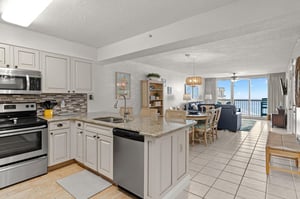 Flow through the condo straight to the Gulf View