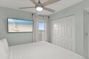 Bedroom 2 with King Bed