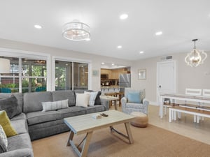 Openplan living space and seamless kitchen access for effortless entertaining.