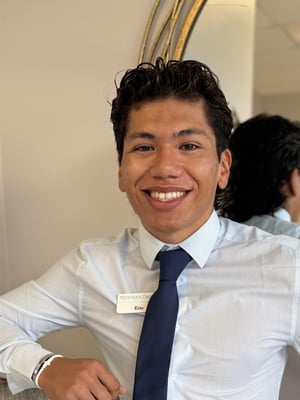 2220292 A Man Wearing A Tie