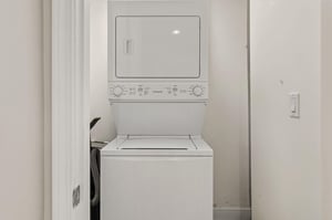 Your own washer and dryer make packing light a breeze—fresh, clean clothes whenever you need them during your stay.
