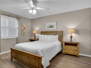 Bedroom 2 with Queen Bed