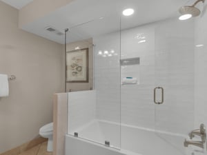Bathroom 2 with TubShower Combo