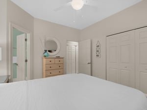 Bedroom 2 with Queen Bed and Adjoining Bath