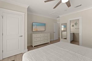 Bedroom 2 with King Bed