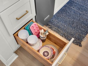 Fully Stocked Kitchen