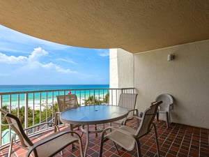 Private balcony with Gulf View