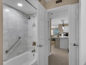 Bathroom 2 with Tub Shower Combo