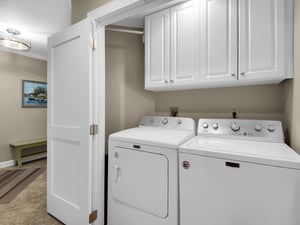 Full Size Washer and Dryer In Unit