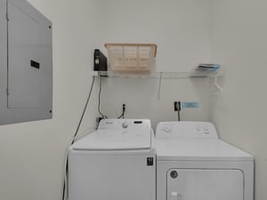 Full Size Washer and Dryer In Unit