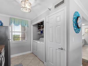 Full Size Washer and Dryer In Unit