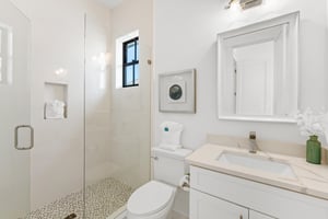 3rd floor bathroom 4