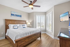 Bedroom 2 with King Bed