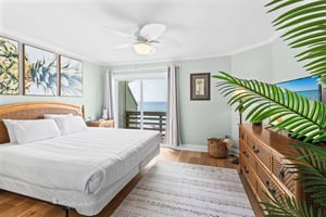Wake up to stunning Gulf views