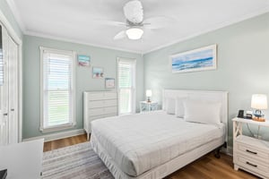 Bedroom 2 with Queen Bed