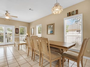 Dining Area with Seating For 8