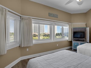 Guest Bedroom 2 with 2 Double Beds and Flat Screen TV