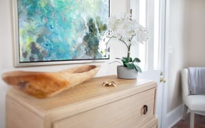 Small touches are found throughout the apartment.