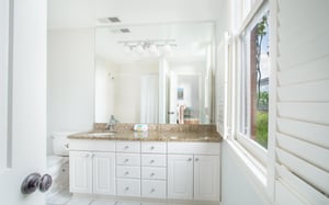 This second full bath has a tubshower combination.