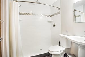 8224