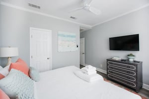 Enjoy your favorite streaming channels on our Smart Televisions.