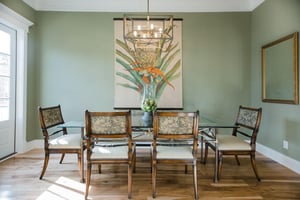 Up to six Lucky guests can gather around the table, while an additional four can find seating at the kitchen island.