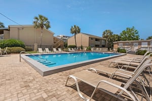 14299 Chateau_le_mer_i_20160429_029zf9373708841005006