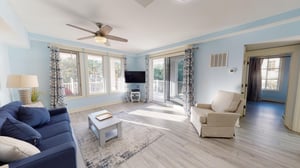 Market Street Inn 432434 Lockout