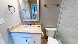 Guest Bathroom 2