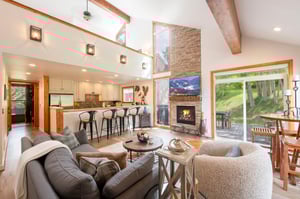 Three Kings 93  Living Room