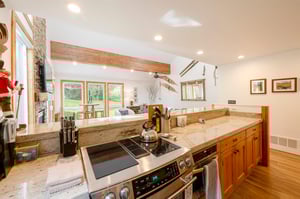 Three Kings 93  Kitchen