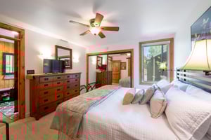 Three Kings 93  Master BedroomDownstairs