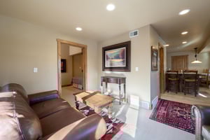 Park City LodgingJupiter Inn 10 living room with sofa sleeper